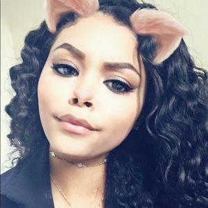 Meet your Posher, Zoe